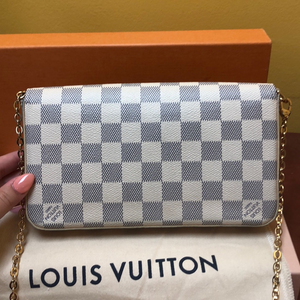 *SOLD*Louis Vuitton pochette felicie damier azur - Picture 7 of 8